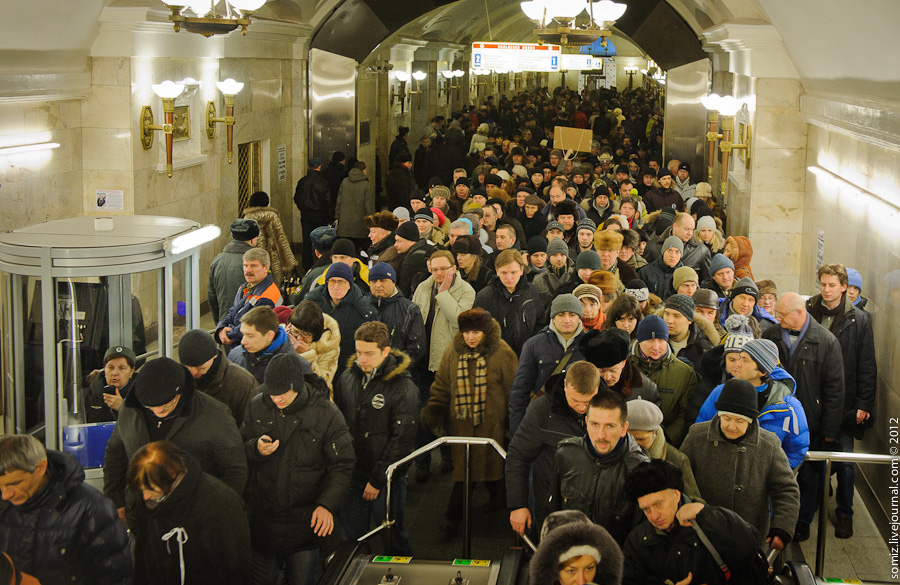 Metro-Aufseherinnen in Moskau