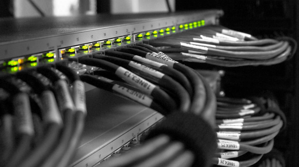 Server / Router / Kabel