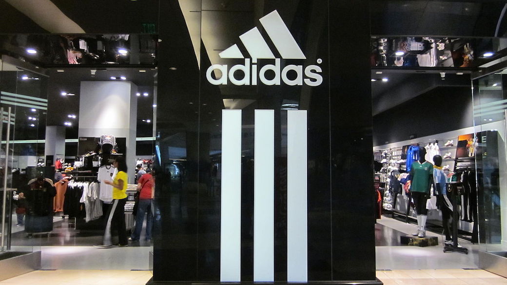 Adidas schließt bis Jahresende 160 russische Filialen