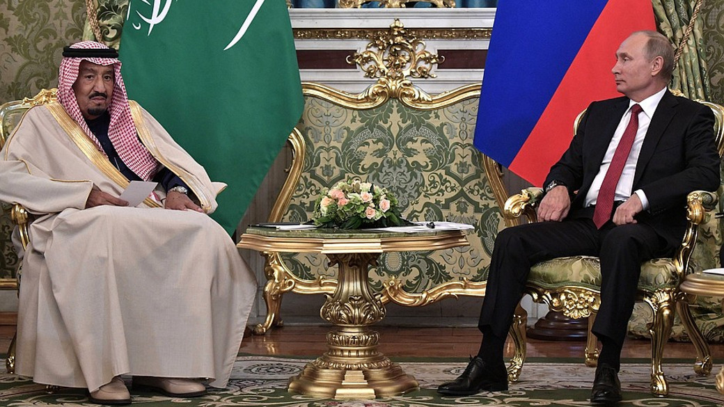 Saudische König Salman ibn Abd al-Aziz mit Präsident Wladimir Putin