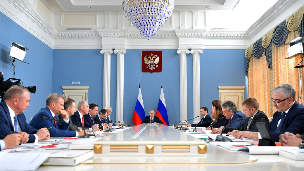 Putin im Kreml, Flagge Russland