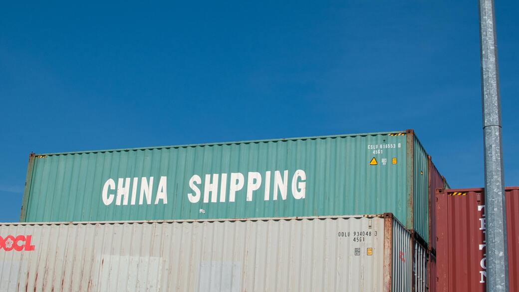 China shipping export container